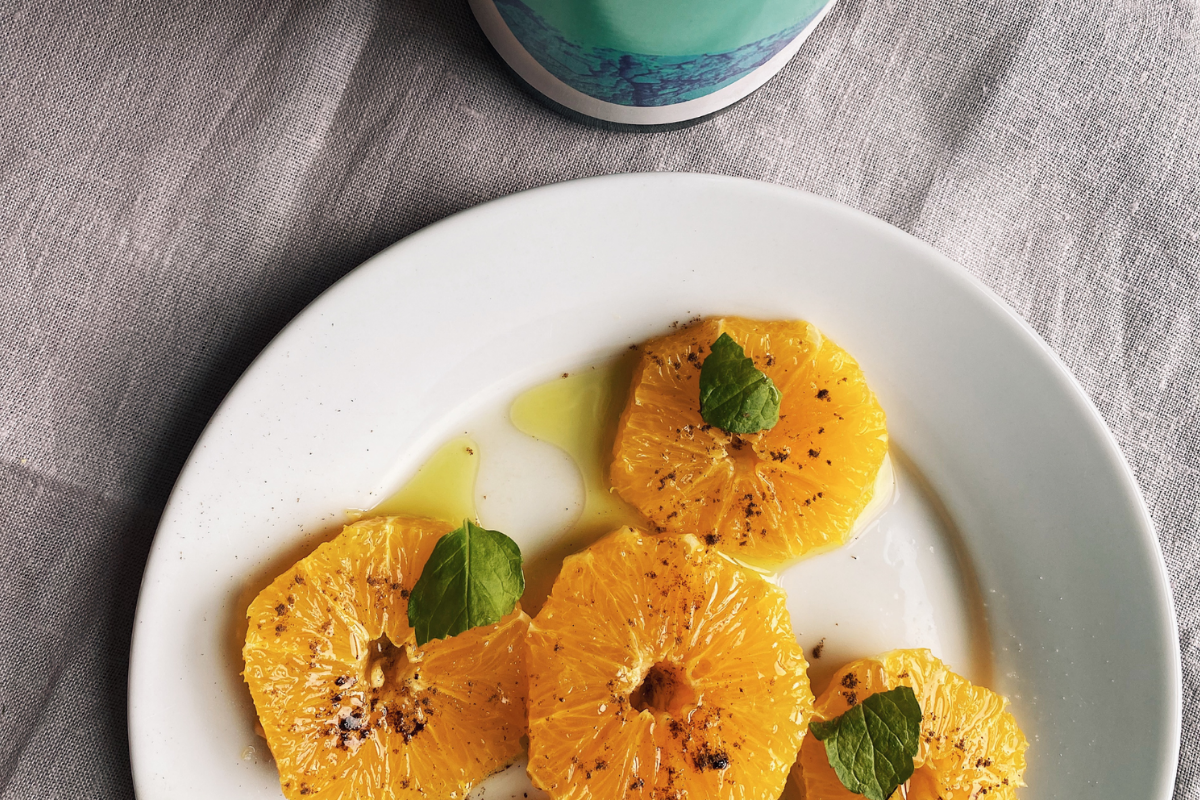 orange slices with olive oil