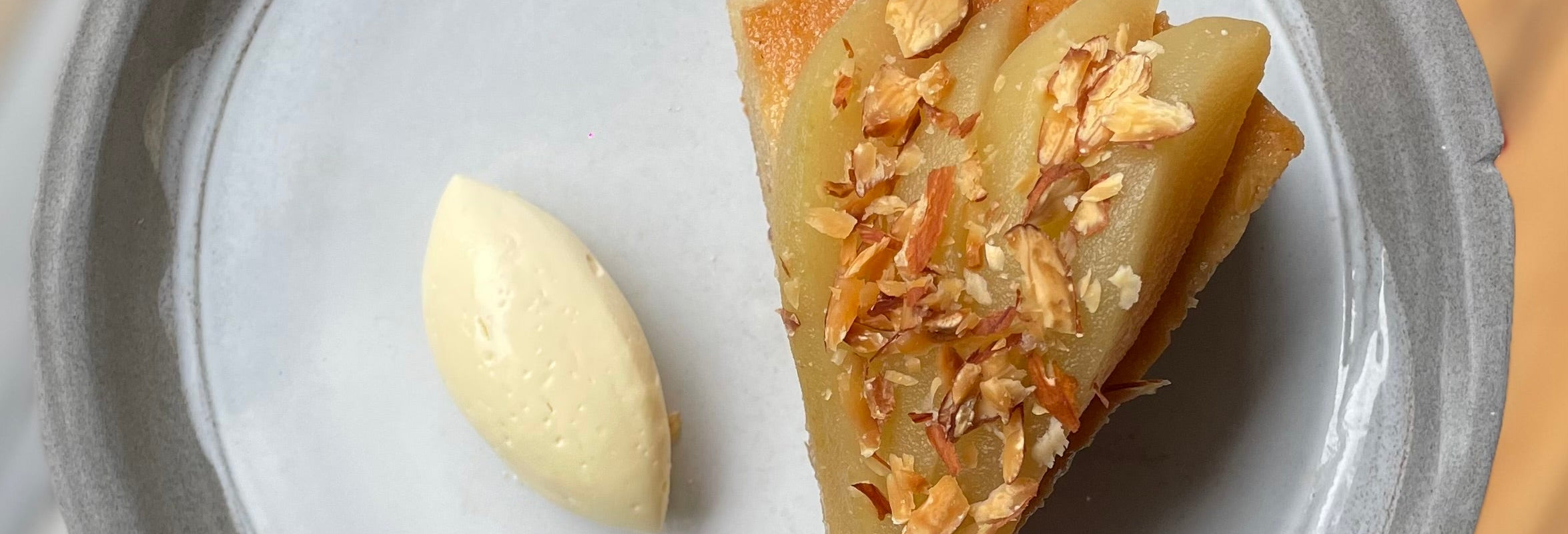 Andalusian Polenta and Almond Cake with extra virgin olive oil