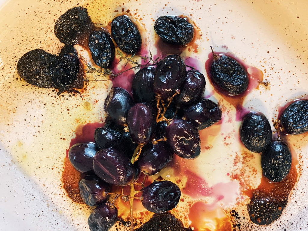 Roasted grapes in olive oil—how to cook 'em 🍇 – citizensofsoil-usa